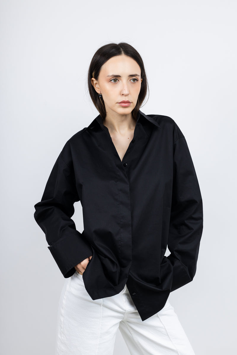 TOMBOY black shirt